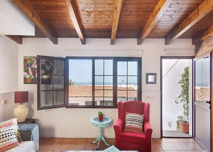 Floti Con Vistas Al Mar Telde